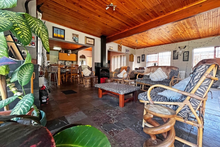 6 Bedroom Property for Sale in Hartenbos Central Western Cape